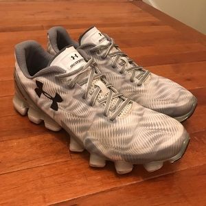 Under Armour Scorpio 2